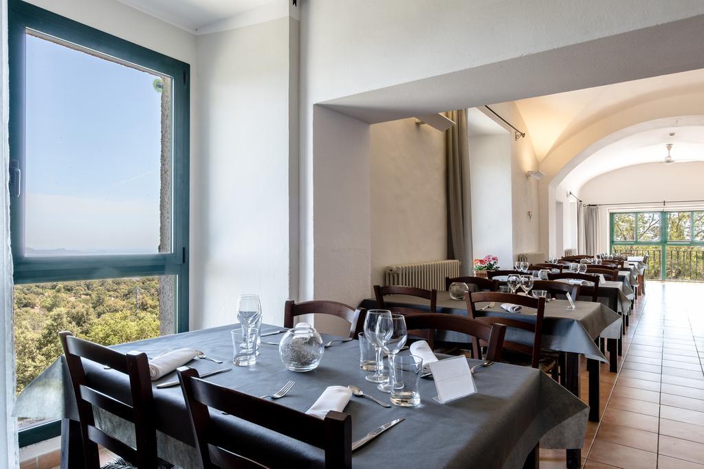 Hostatgeria Restaurant Els Angels Hotel Madremanya Exterior photo